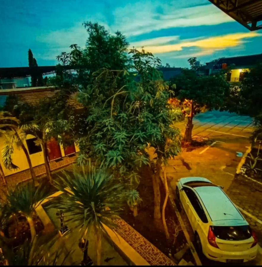 Villetta House Syariah Kudus Exteriér fotografie